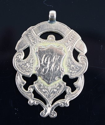 Lot 370 - A George V 9ct gold medallion pendant,...