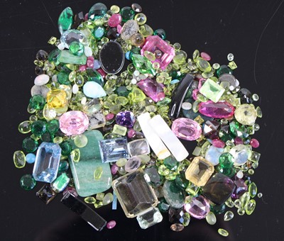 Lot 385 - A bag of assorted loose gemstones, to include...