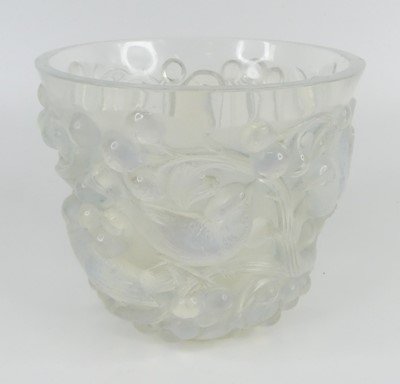 Lot Rene Lalique (1860-1945) - a moulded and...