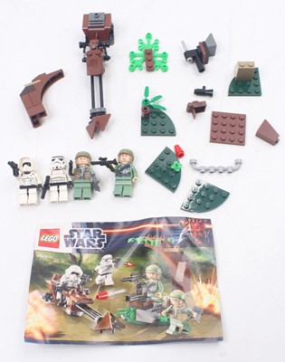 Lot 1897 - Lego Star Wars a quantity of bagged loose sets...