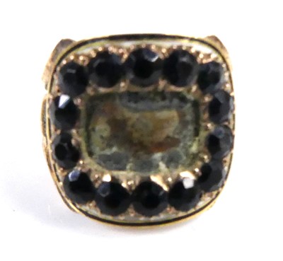 Lot 2527 - Three various yellow metal late Georgian...