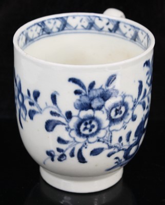 Lot 1059 - A Lowestoft porcelain dolphin ewer cream jug,...