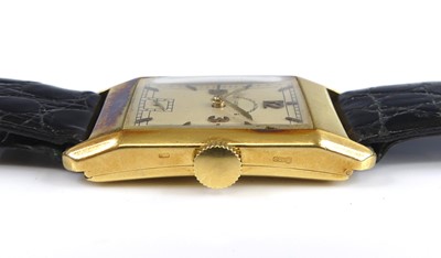 Lot 2768 - A Vacheron & Constantin gent's 18ct gold cased...