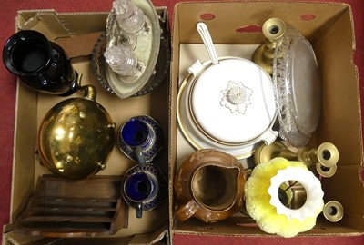 Lot 71 - A collection of miscellaneous items to include...