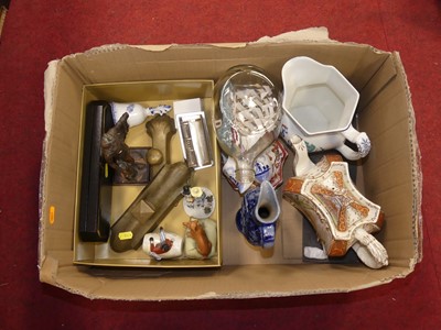 Lot 138 - A collection of miscellaneous items to include...