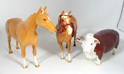 Lot 200 - A Beswick pottery figure of a Hereford Bull,...