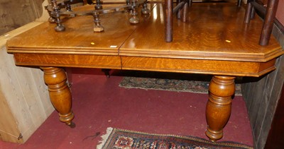 Lot 1331 - A late Victorian oak extending dining table,...