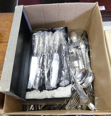 Lot 230 - A collection of silver plated flatware, to...