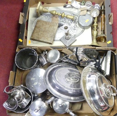 Lot 244 - A collection of metalware, to include silver...