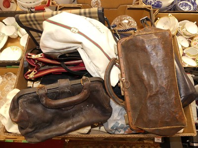 Lot 572 - A collection of various handbags to include...