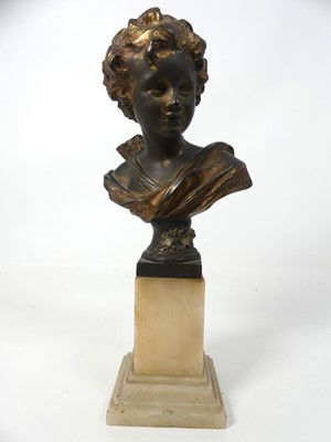 Lot 516 - An Agathon Leonard bronze bust miniature of...