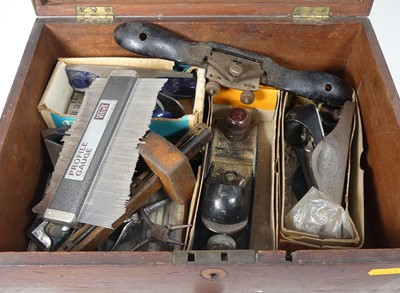 Lot 530 - A collection of miscellaneous tools, to...