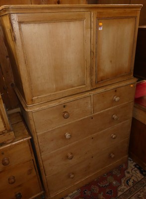 Lot 1455 - A Victorian pine round cornered compactum...