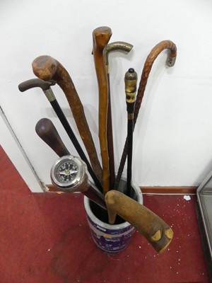 Lot 514 - Walking sticks to include horn handled example,...