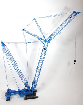 Lot 2025 - TWH Collectables 1/50 scale Large built...
