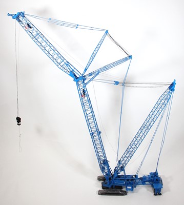 Lot 2025 - TWH Collectables 1/50 scale Large built...