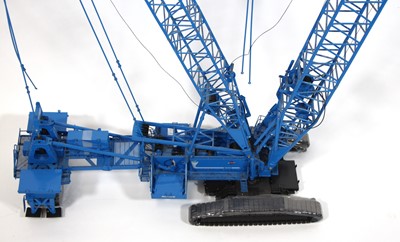 Lot 2025 - TWH Collectables 1/50 scale Large built...