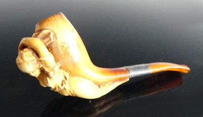 Lot 5 - A 19th century meerschaum pipe, the bowl...