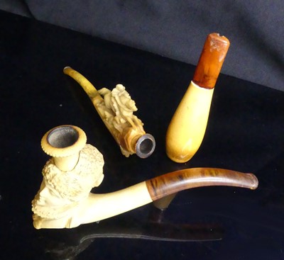Lot 8 - A 19th century meerschaum pipe, the carving on...