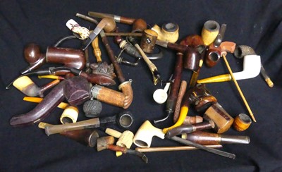 Lot 79 - A South Africa Boer war pipe for the Welsh...