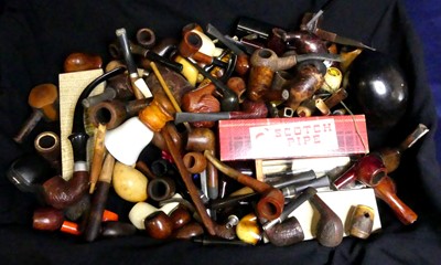 Lot 93 - A tray of various pipes and smoking...