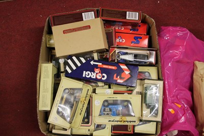 Lot 1530 - A quantity of mixed diecast to include Lleodo...