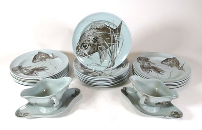 Lot 199 - A collection of Mintons Aquarium pattern...