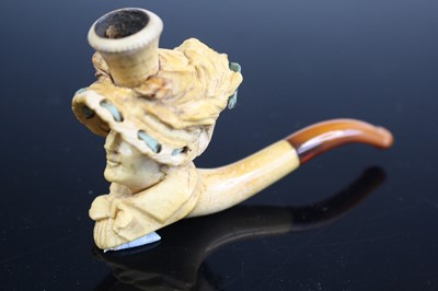 Lot 104 - An early 20th century meerschaum cheroot pipe,...