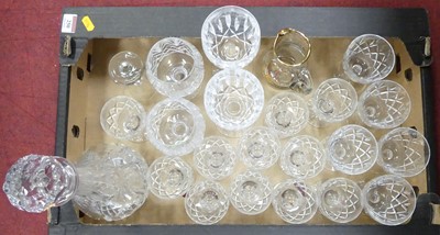 Lot 250 - A collection of glassware, to include an...