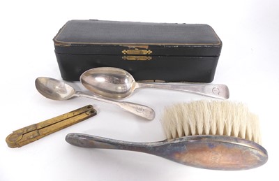 Lot 386 - A Victorian silver table spoon, in the Old...