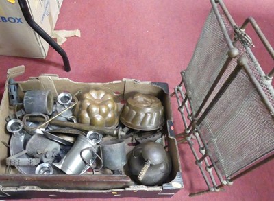 Lot 721 - A collection of mixed metal items to include...