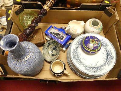 Lot 662 - Two boxes of miscellaneous items to include...