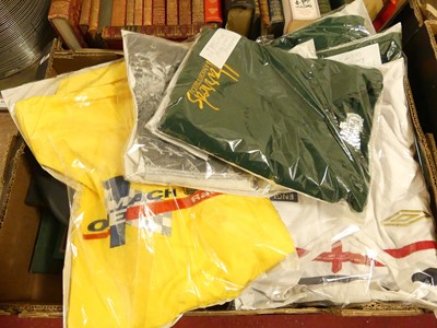 Lot 604 - A box of sporting memorabilia to include ...