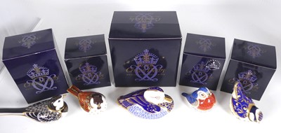 Lot 410 - A collection of five Royal Crown Derby...