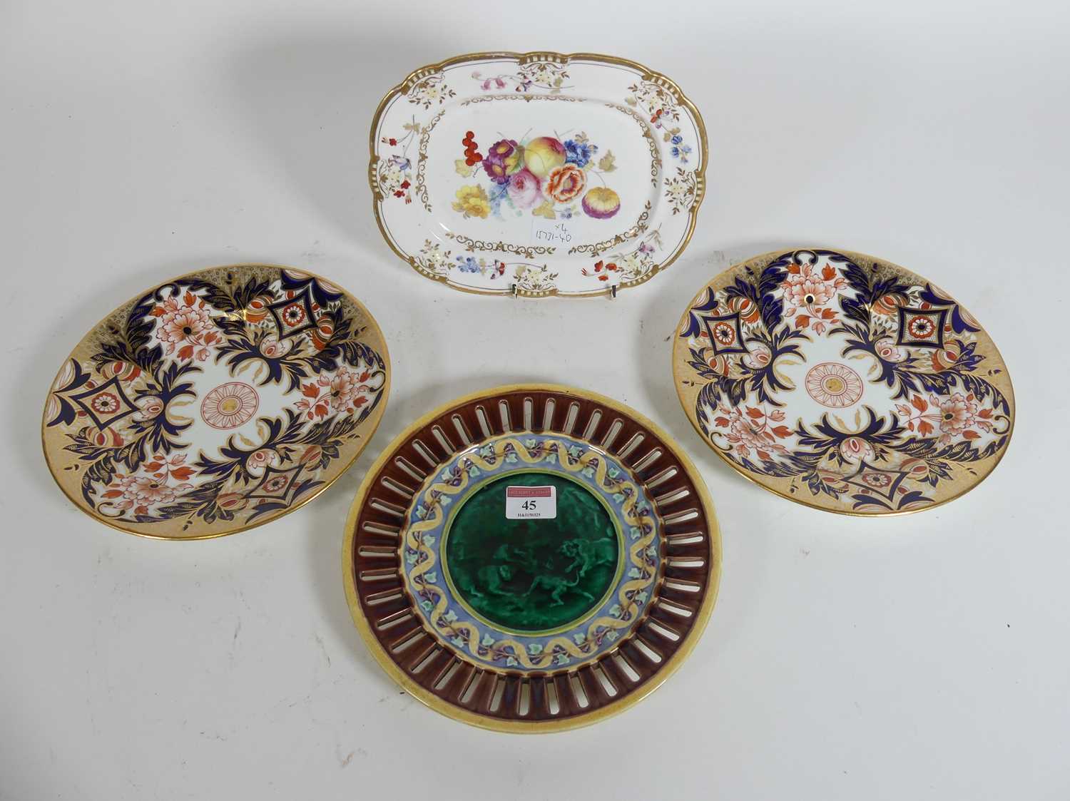 Lot 45 - A Wedgwood majolica ribbon plate, circa 1850,...