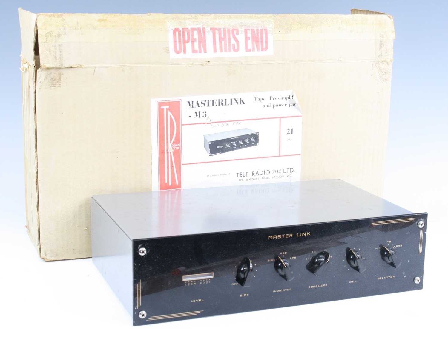 Lot 650 - A Tele-Radio Ltd Masterlink M-3 Tape...