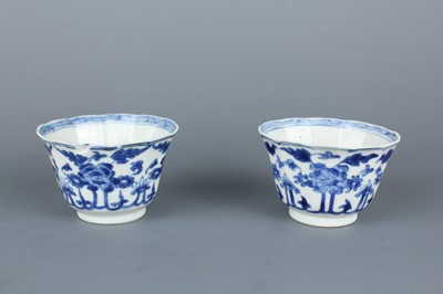 Lot 2044 - A group of five Chinese blue and white...