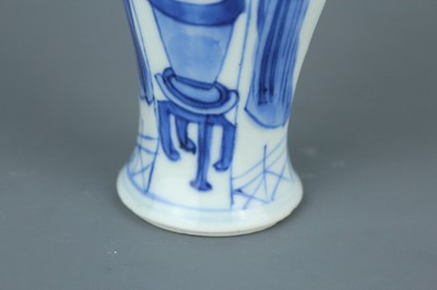 Lot 2035 - Two small Chinese blue and white ‘ladies’...