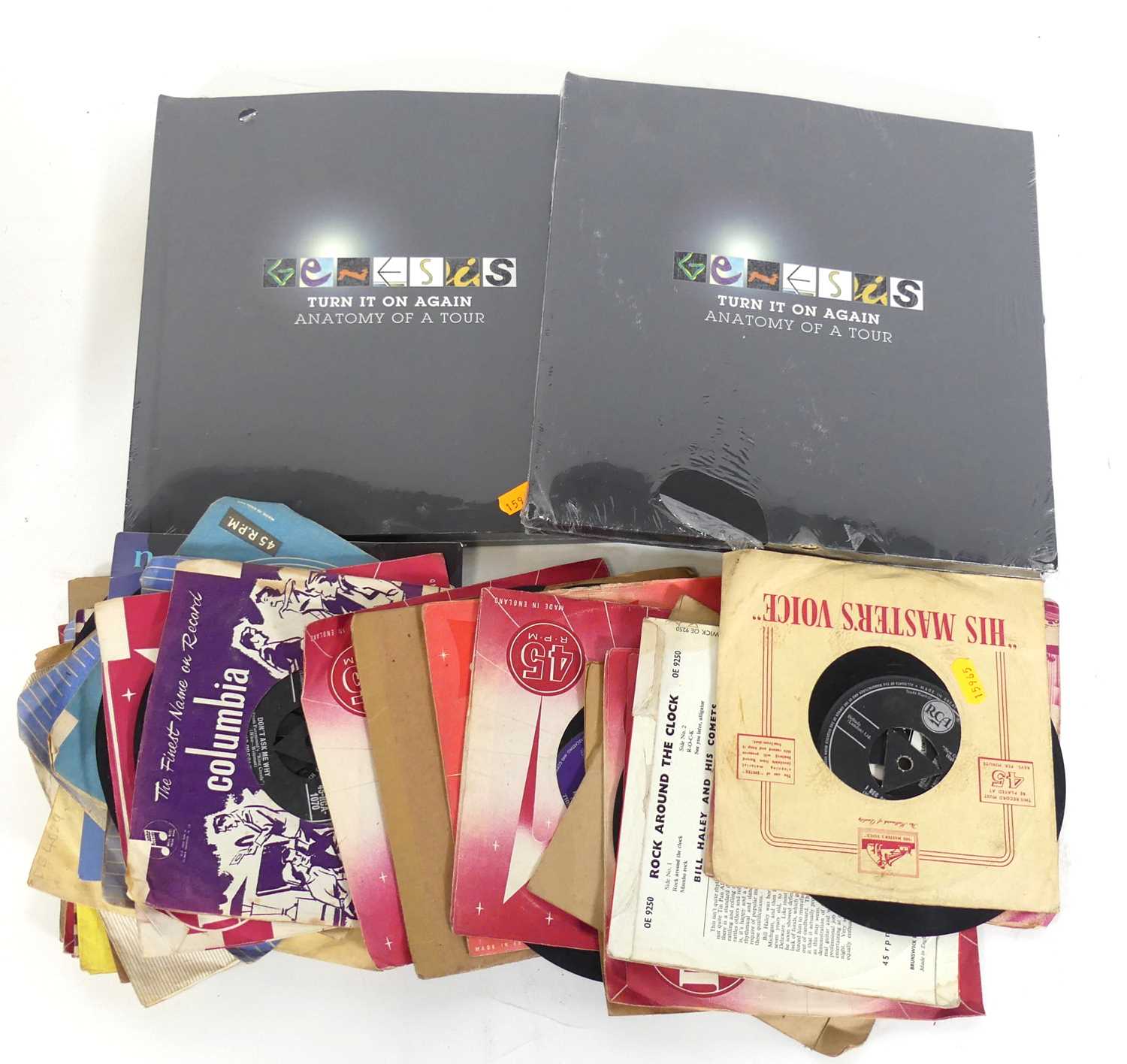 Lot 492 - Genesis - Turn It On Again, Autonomy of a Tour,...