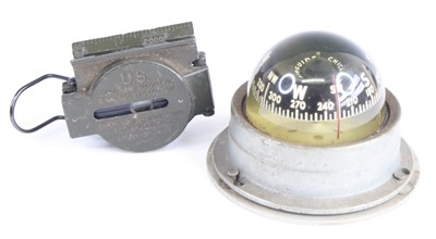 Lot 3307 - A Vietnam War period U.S. Magnetic Compass by...