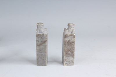 Lot 2056 - A group of Chinese or Japanese small items,...