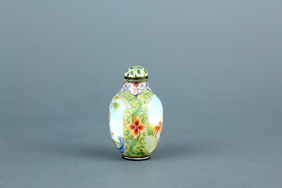 Lot 2007 - A Chinese painted enamel ‘ladies’ snuff bottle,...