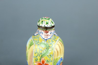 Lot 2007 - A Chinese painted enamel ‘ladies’ snuff bottle,...