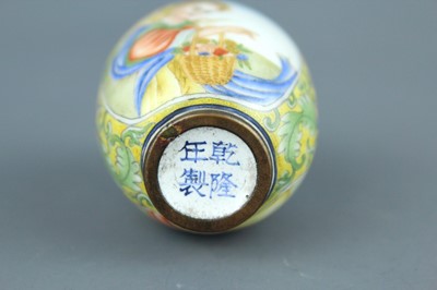 Lot 2007 - A Chinese painted enamel ‘ladies’ snuff bottle,...