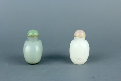 Lot 2016 - Two Chinese jade snuff bottles, Qing Dynasty,...