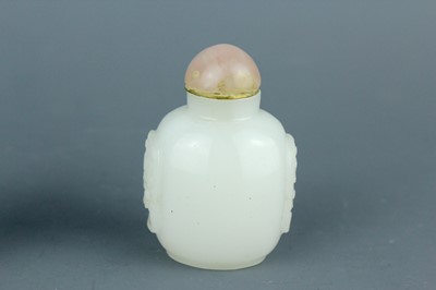 Lot 2016 - Two Chinese jade snuff bottles, Qing Dynasty,...
