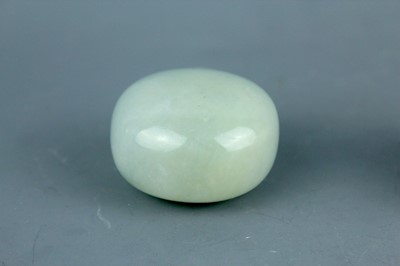 Lot 2016 - Two Chinese jade snuff bottles, Qing Dynasty,...