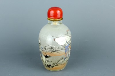 Lot 2021 - A large Chinese inside-painted glass snuff...