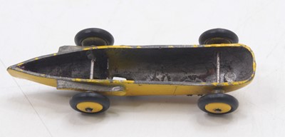 Lot 1139 - Dinky Toys Pre War No.23a Racing Car - first...
