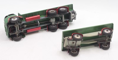 Lot 2048 - Shackleton Foden clockwork 6-wheeled lorry, in...